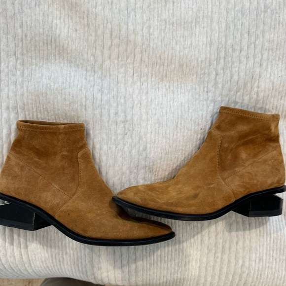 Alexander Wang suede booties with mild wear - Picture 1 of 5